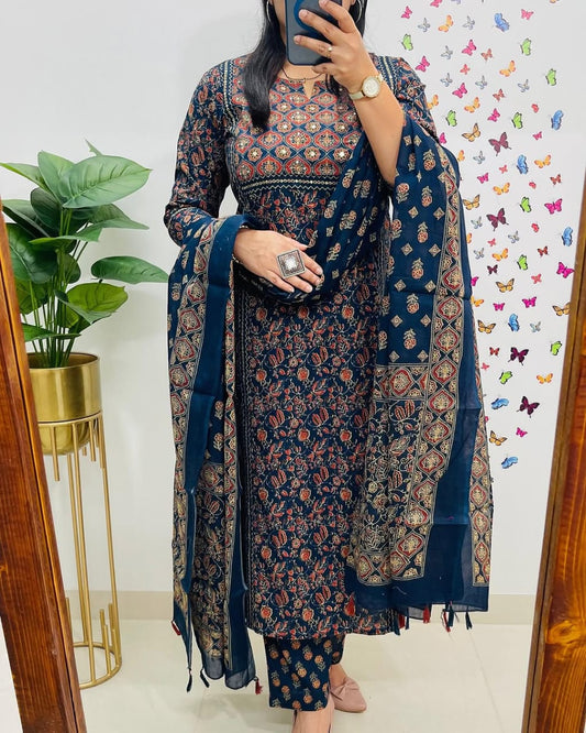 New Floral Kurti With Pant And Dupatta Set