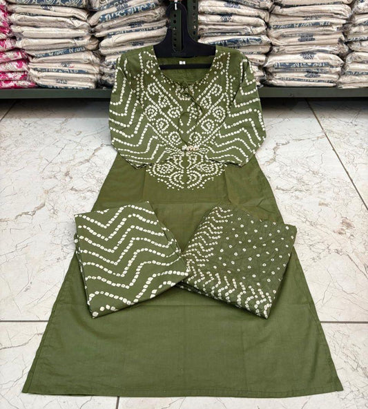 Green Bandhani A-Line Kurta Set with Tassels