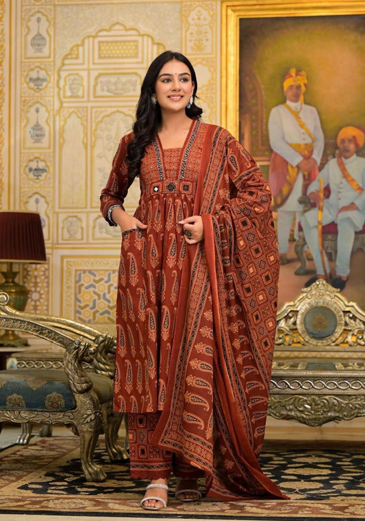 Women's V-Neck Rust Paisley Kurta and Wide-Leg Pants